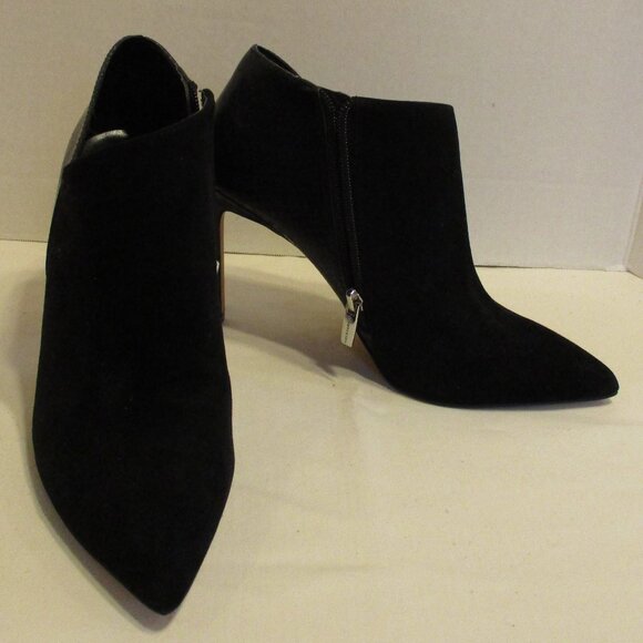 Vince Camuto Woman Size 9M Black Tan Side Zipper Heel Shoes - Picture 1 of 12